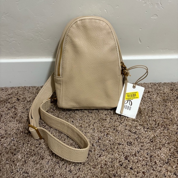 Hobo Fern Sling Crossbody Bag in Linen, Leather, NWT - Picture 2 of 9